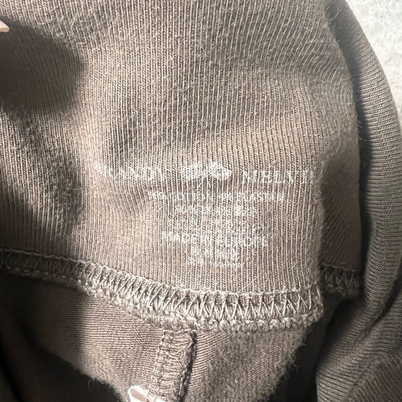 Brandy Melville brown flare yoga pants - Picture 6 of 6